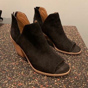 Susina Carina Suede Peep Toe Bootie